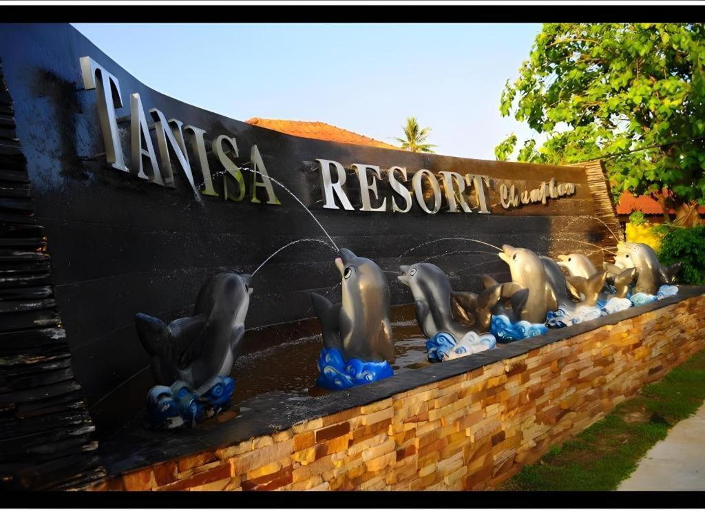 Tanisa Resort Чумпхон Экстерьер фото